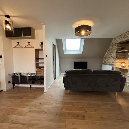 Ferienwohnung Les Pierres De Symphorien - Parking Gratuit Vannes Exterior foto